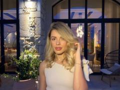 MoonShineX - blond female webcam at xLoveCam