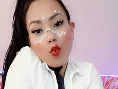 MorganThomson - female with black hair and  big tits webcam at LiveJasmin