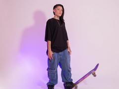 MorganWallen - female with brown hair webcam at LiveJasmin