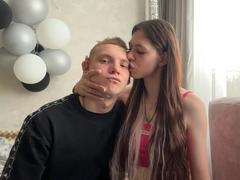MorningRubbing - couple webcam at xLoveCam