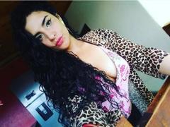 MoserratRouse - female with black hair webcam at xLoveCam
