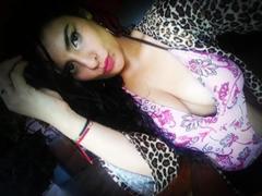 MoserratRouse - female with black hair webcam at xLoveCam