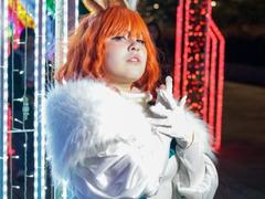 MoshiSnow - female with brown hair webcam at LiveJasmin