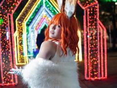 MoshiSnow - female with brown hair webcam at LiveJasmin