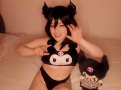 MoshiSnow - female with brown hair webcam at LiveJasmin