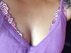 Mouniah - female webcam at xLoveCam