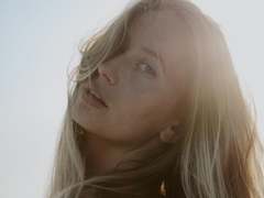 MovieStarI - blond female webcam at xLoveCam