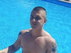 MrrKray - male webcam at xLoveCam
