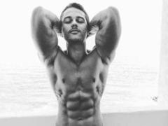MuscleAndy - male webcam at xLoveCam