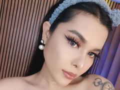 MyLuvNavi - shemale webcam at xLoveCam