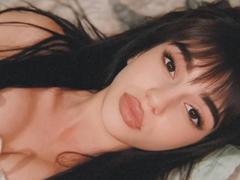 MySoftLinessa - female webcam at xLoveCam