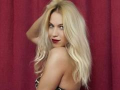 SweetMya - blond female webcam at xLoveCam