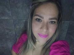 MyaLopez - female webcam at xLoveCam