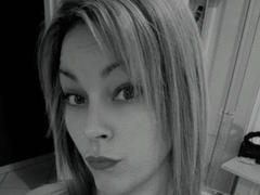 Mylee - blond female with  big tits webcam at xLoveCam