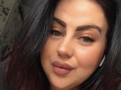 RubyLorrie - female with brown hair webcam at xLoveCam