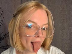 MyrleMogush from xLoveCam