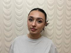 MyrtieGolds - female webcam at xLoveCam