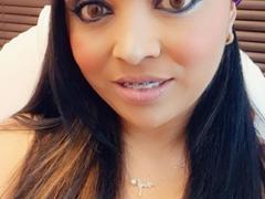 NadiaBaud - female with black hair webcam at xLoveCam