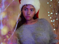 NadiaMcGoman - female with brown hair and  big tits webcam at LiveJasmin