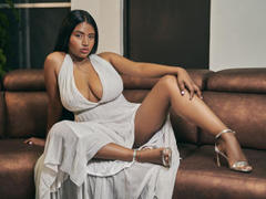 NadiaMcGoman - female with brown hair and  big tits webcam at LiveJasmin