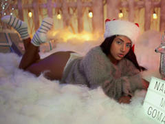 NadiaMcGoman - female with brown hair and  big tits webcam at LiveJasmin