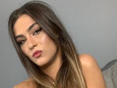 Nahira - female webcam at xLoveCam