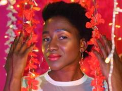 TheresaSwein - female with black hair and  big tits webcam at LiveJasmin