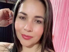 Nahoset from xLoveCam