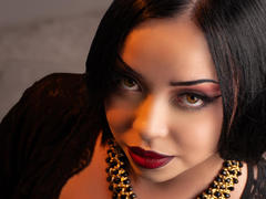 NaiaWhisper - female with black hair webcam at xLoveCam