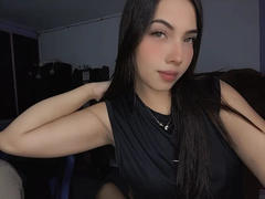 NailaIsaa - female with black hair and  big tits webcam at xLoveCam