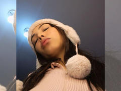 NailaIsaa - female with black hair and  big tits webcam at xLoveCam