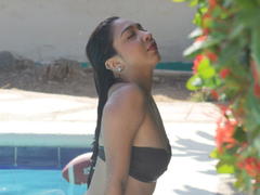 NanaMilan - female with brown hair webcam at xLoveCam