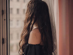 NanaMoonlight - female with black hair webcam at ImLive