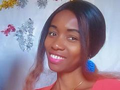 NanaPretty from xLoveCam