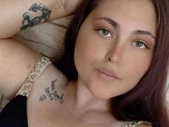 NanalyBeautyy - female webcam at xLoveCam