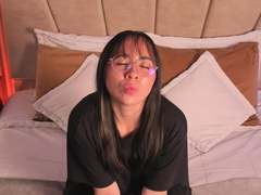 NaomiPearl - female webcam at xLoveCam