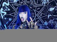 NaomyWoman - shemale webcam at xLoveCam