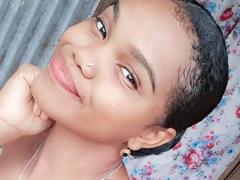 Nashirah - female webcam at xLoveCam