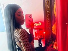 NashlaLonga - shemale webcam at xLoveCam