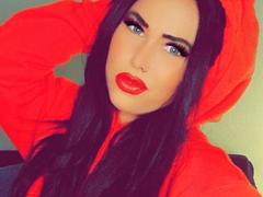 NastyBitch81-hot from xLoveCam