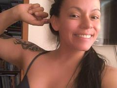 NataliaMargarita - female with black hair webcam at xLoveCam