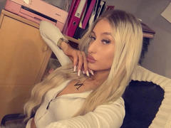 NatalieSusse-hot - blond female webcam at xLoveCam