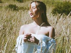 NatalliaStar - blond female with  big tits webcam at xLoveCam