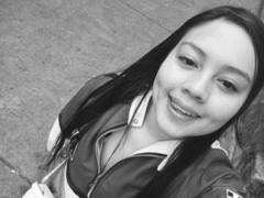 NatalliieSweet - female with brown hair webcam at xLoveCam