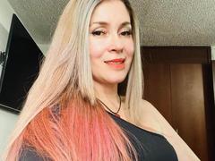 NathalyRobinson - blond female webcam at xLoveCam