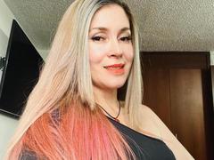 NathalyRobinson - blond female webcam at xLoveCam