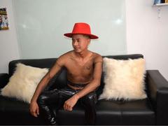 NathanHoper - male webcam at xLoveCam