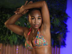 NathyRoss - female with black hair webcam at xLoveCam