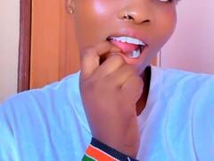 NattySlim - female webcam at xLoveCam