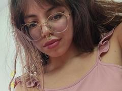 NaturalMariaHun - female with brown hair webcam at xLoveCam